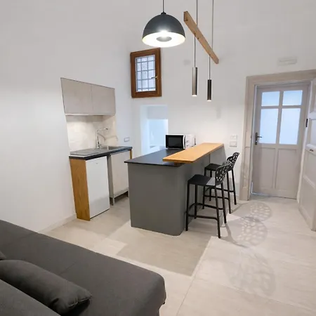 Mandralisca Apartment *